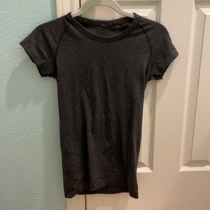 Lulu lemon workout top